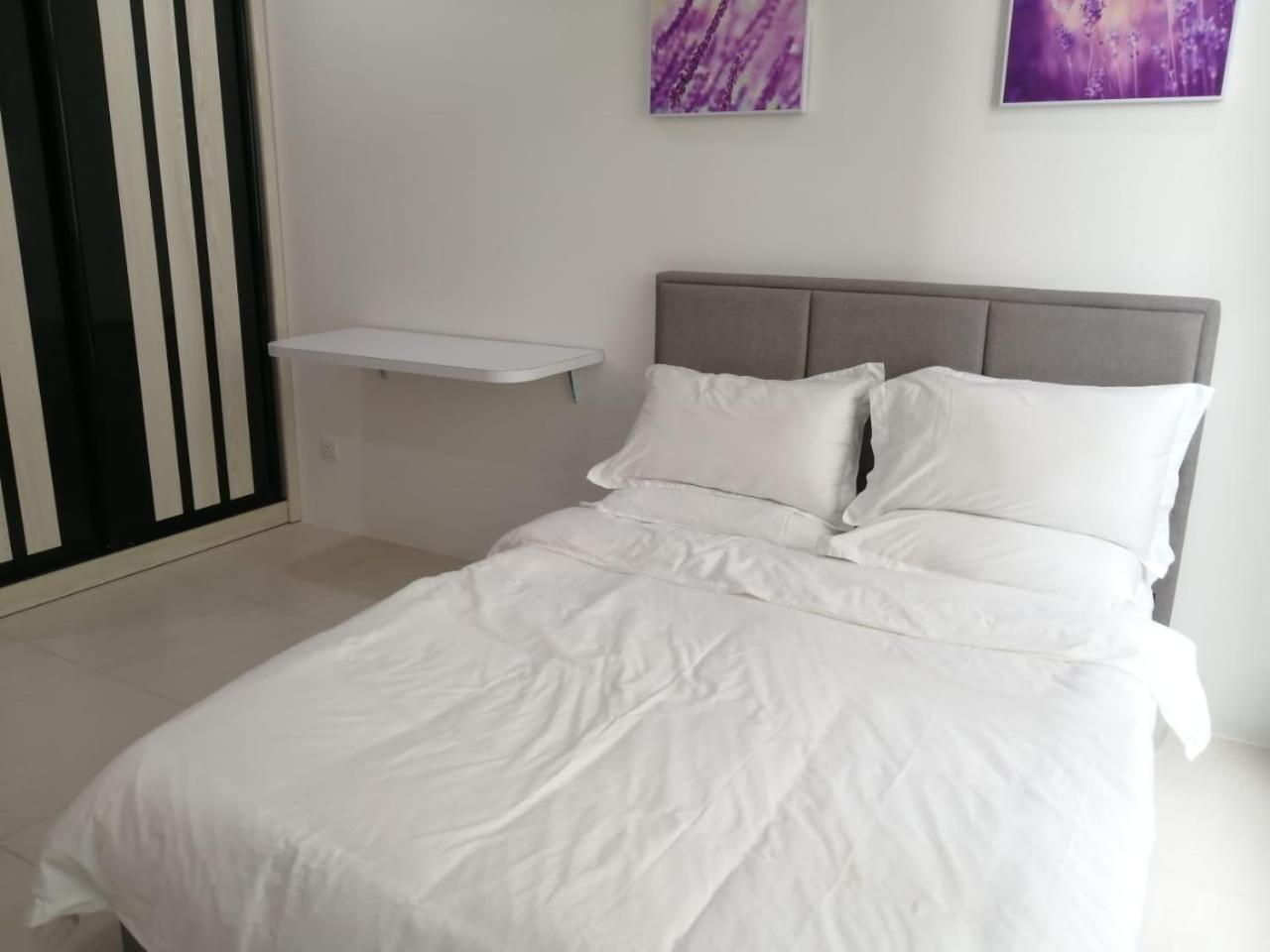 Cozzzy Hut @ Riverine Diamond Kuching Bagian luar foto